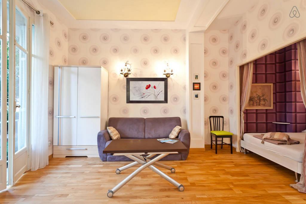 Apartamento Studio Alberti Niza Habitación foto